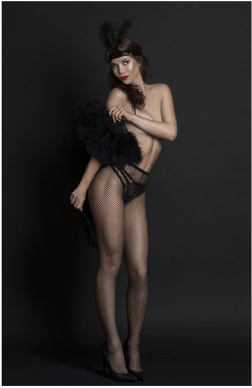 Karina — burlesque performer