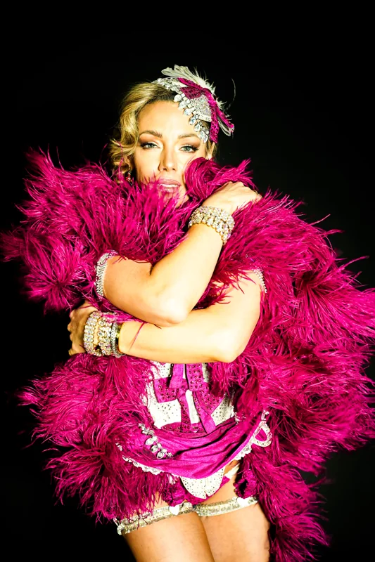 Puss-n-boots — burlesque portfolio photograph 4